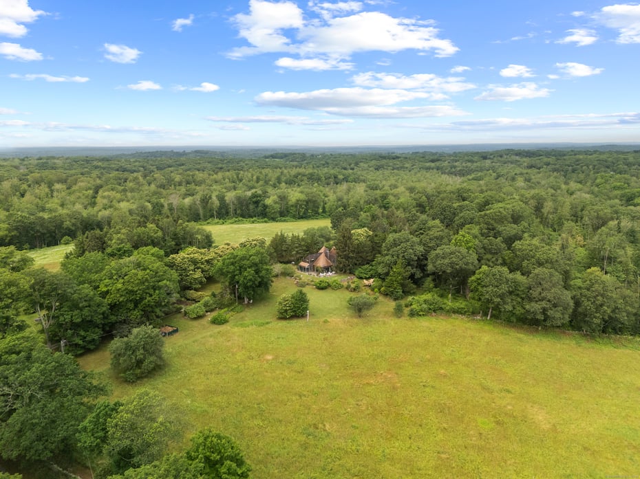 55a Anna Farm Rd West Photo 4