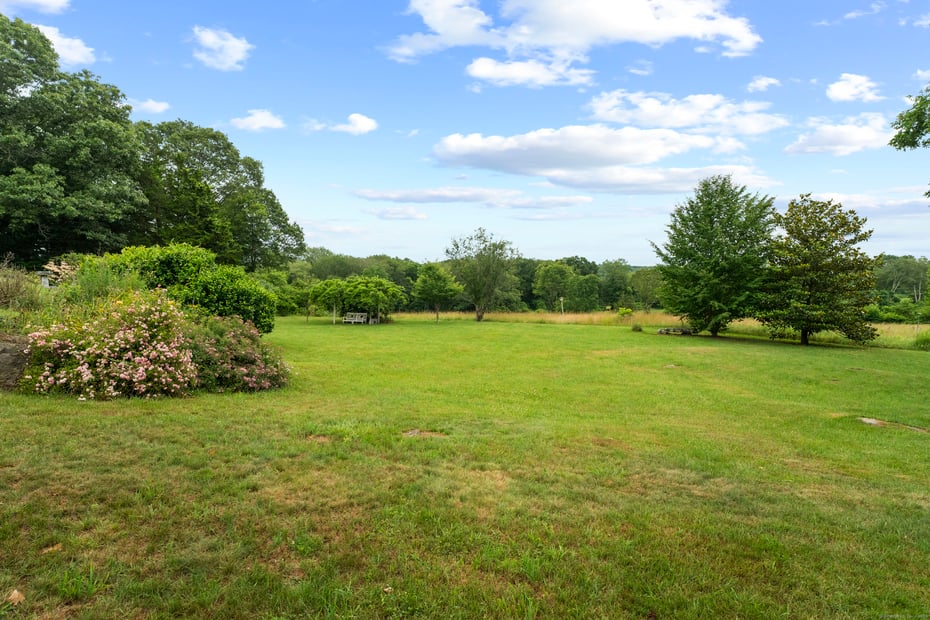 55a Anna Farm Rd West Photo 13