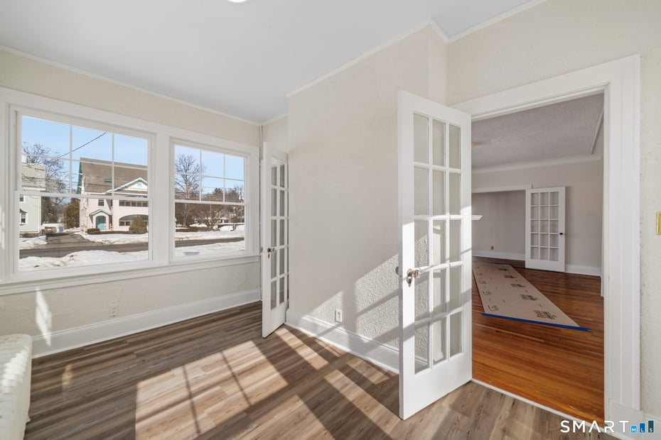 781 Farmington Avenue Photo 13