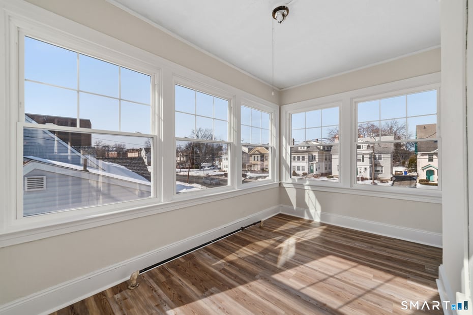 781 Farmington Avenue Photo 26