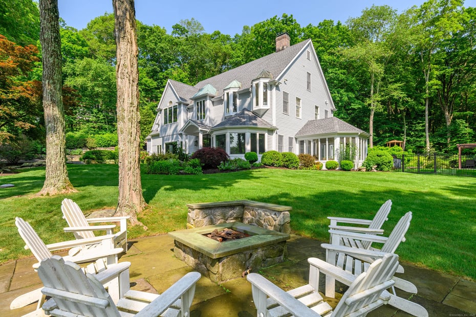 226 Nod Hill Road Photo 2
