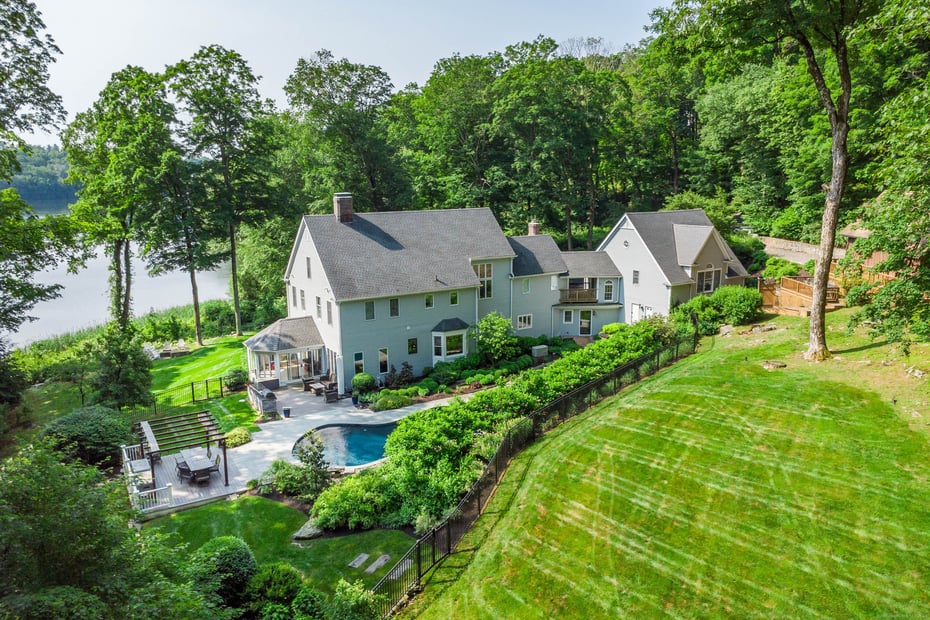 226 Nod Hill Road Photo 3