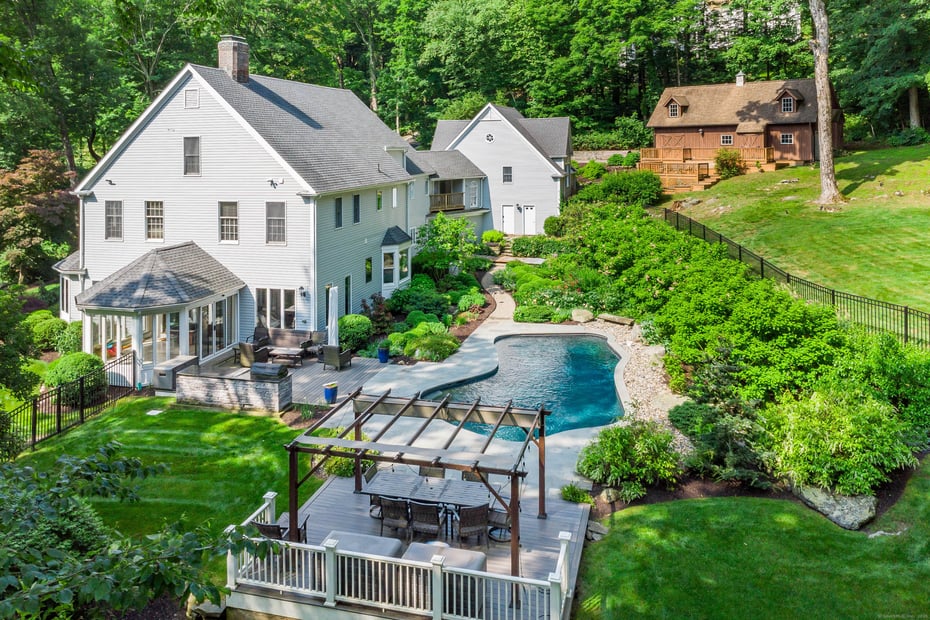 226 Nod Hill Road Photo 4