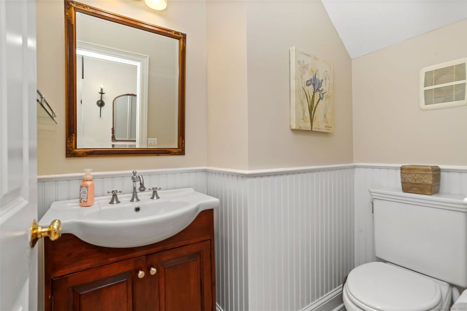11 Audubon Lane Photo 10