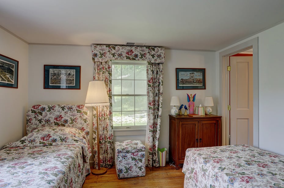 Norfolk Single Family Photo 39