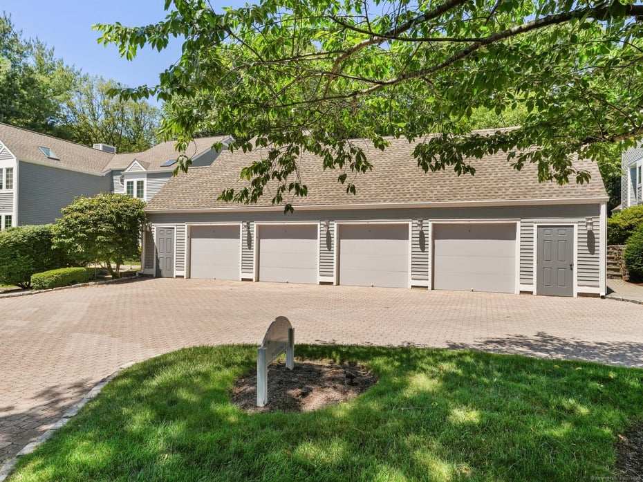 51 Hale Lane #51 Photo 18