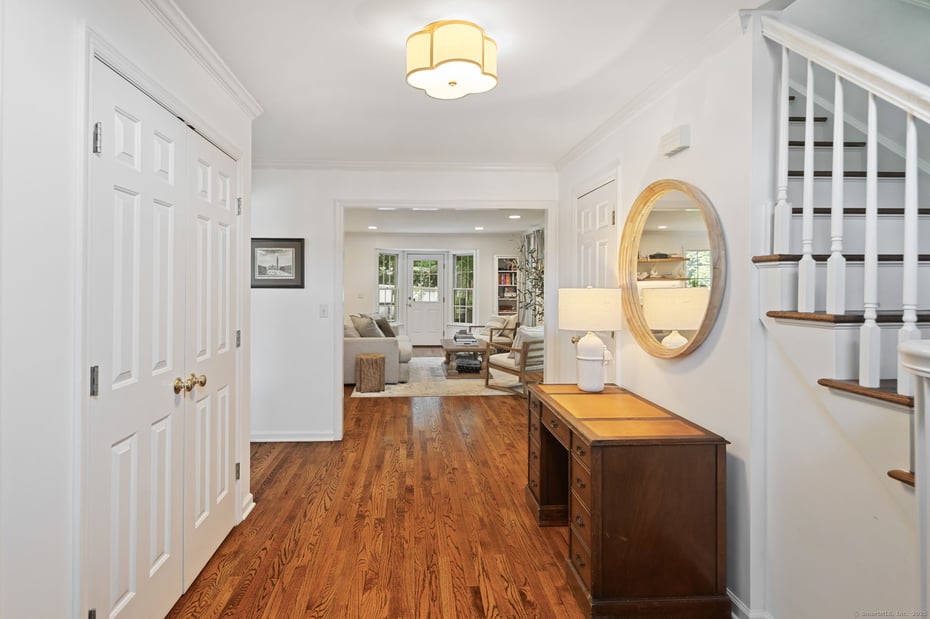 12 Bailey Avenue Photo 3