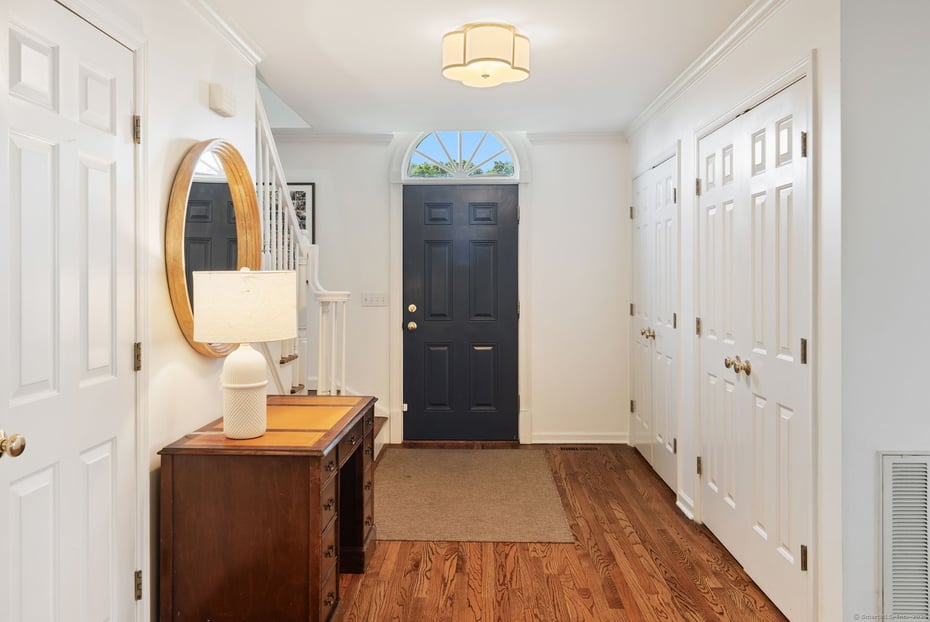 12 Bailey Avenue Photo 4