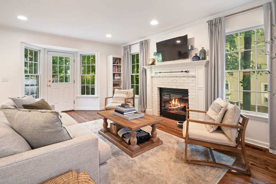 12 Bailey Avenue Photo 5