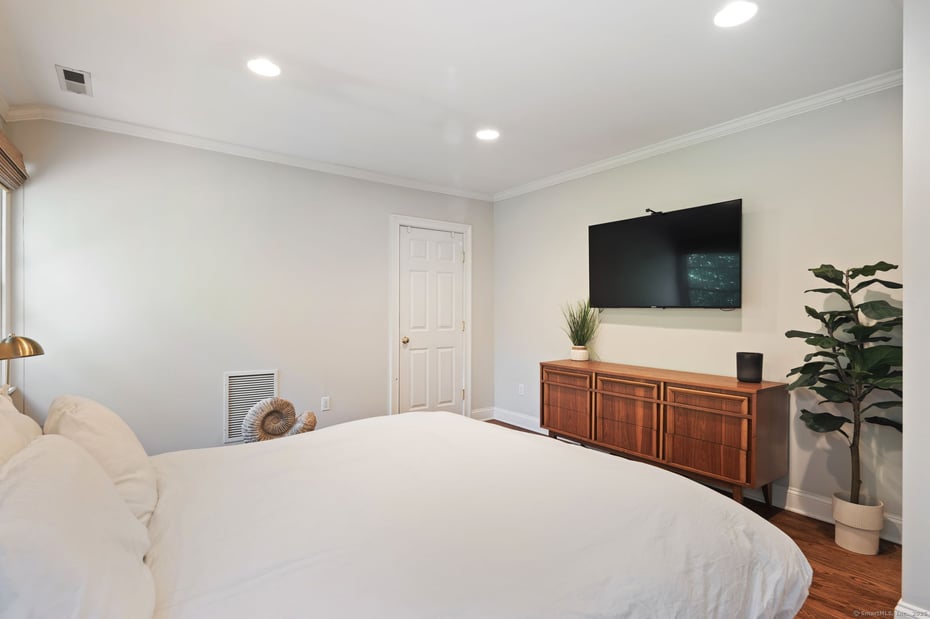 12 Bailey Avenue Photo 19