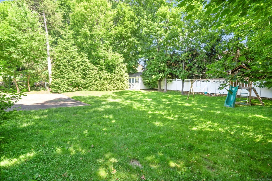 12 Bailey Avenue Photo 24