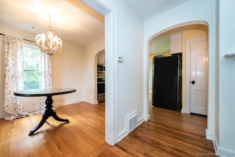 62 Hemlock Drive Photo 10