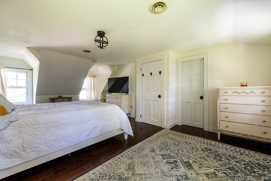 62 Hemlock Drive Photo 21