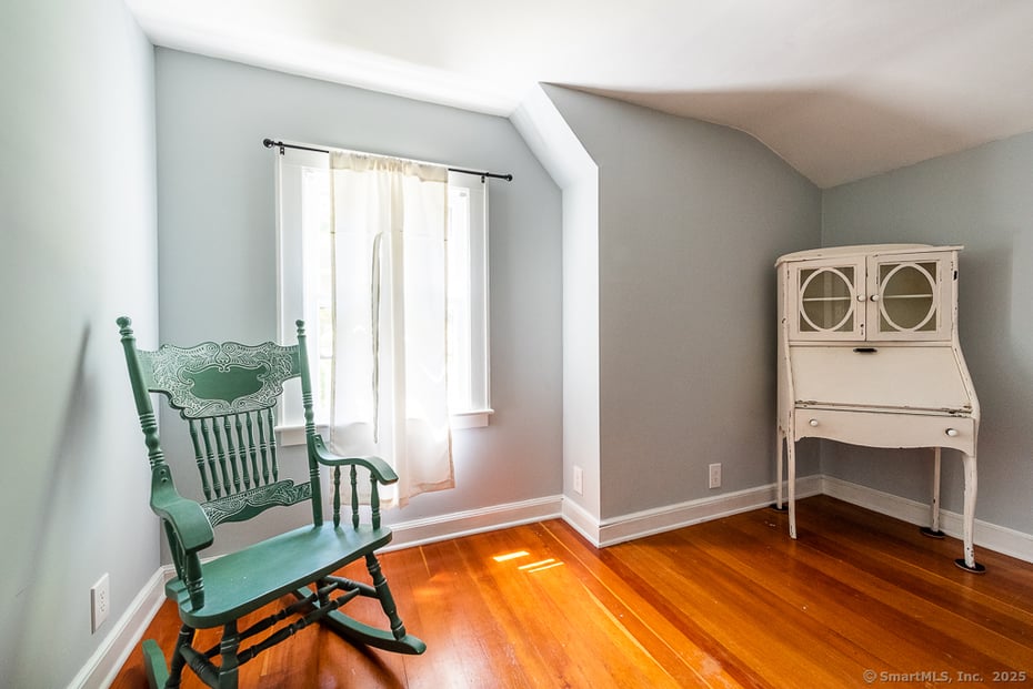 62 Hemlock Drive Photo 28