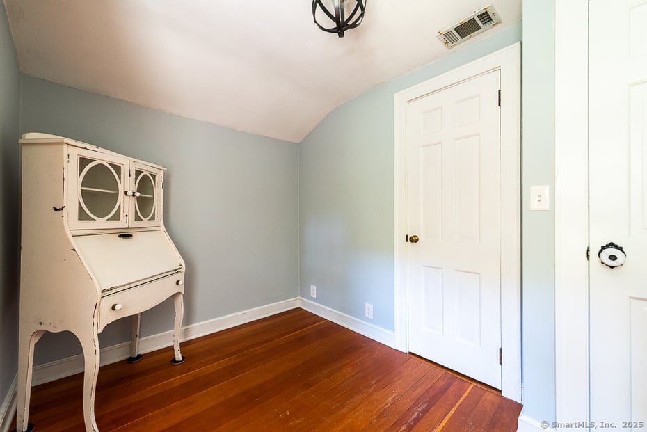 62 Hemlock Drive Photo 29