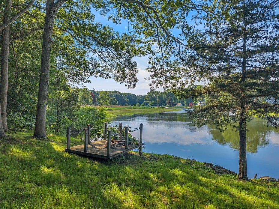 448 Grove Beach Road North Photo 34