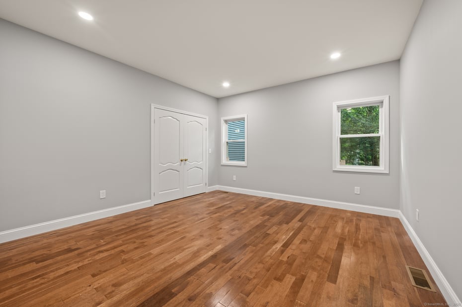 370 A W Mountain Road Photo 17