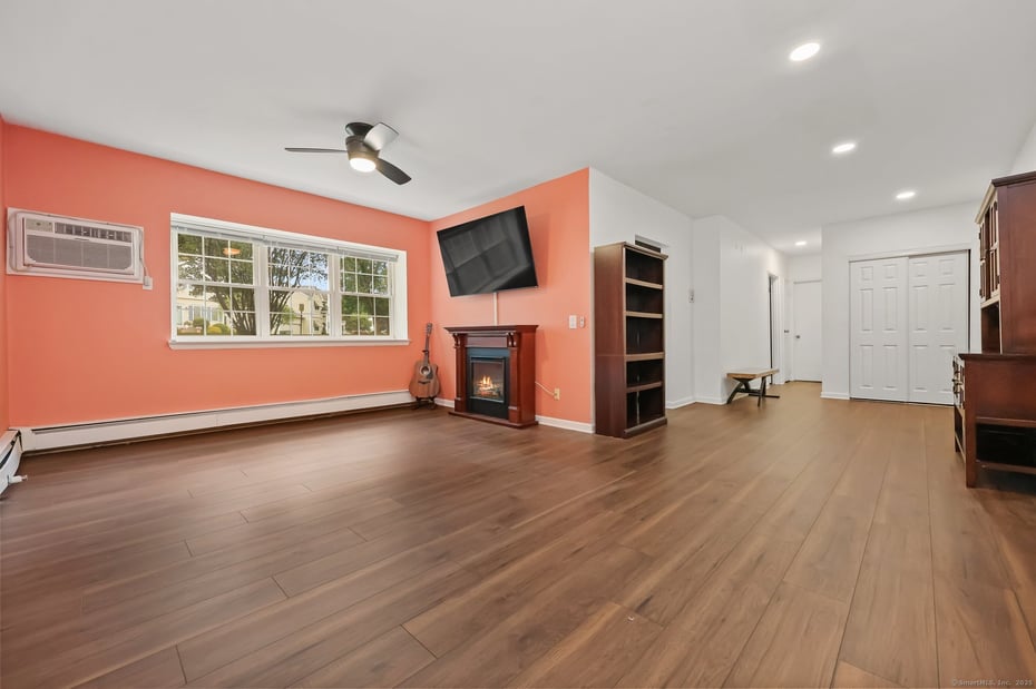 1060 New Haven Avenue  #APT 7 Photo 4