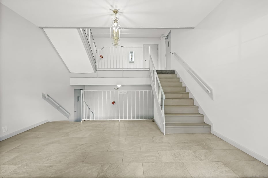 1060 New Haven Avenue  #APT 7 Photo 32