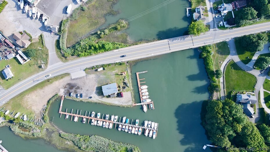 314 Boston Post Road Photo 3