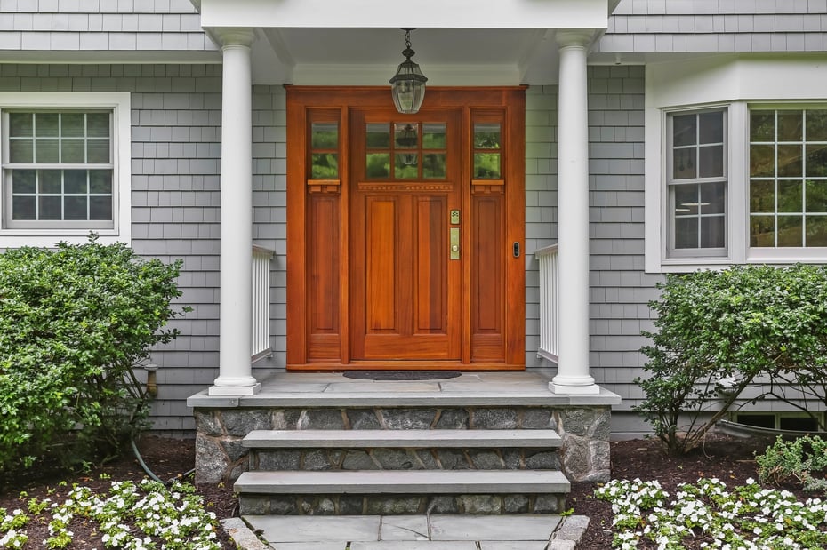 101 Golden Hill Street Photo 3