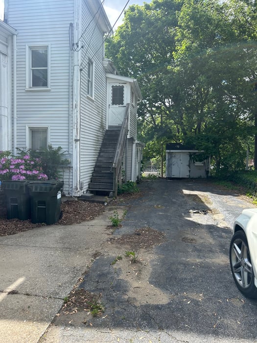 36 Boswell Avenue Photo 3
