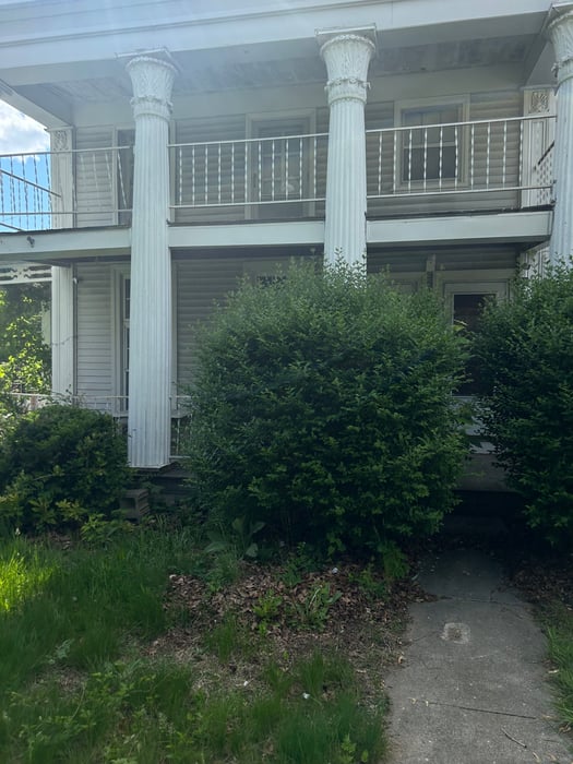 36 Boswell Avenue Photo 4