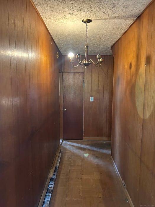 36 Boswell Avenue Photo 5