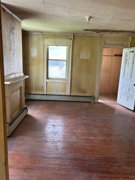 36 Boswell Avenue Photo 6