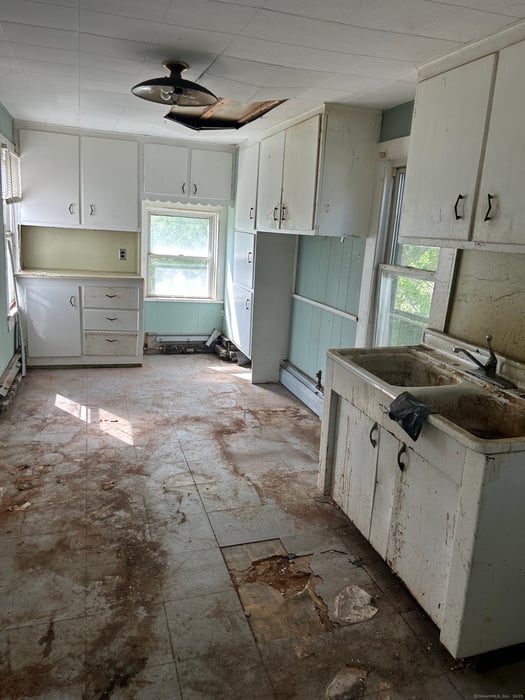 36 Boswell Avenue Photo 11