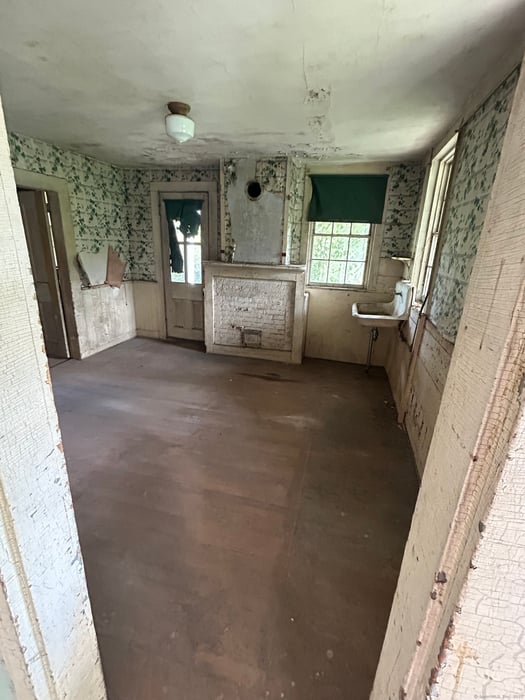 36 Boswell Avenue Photo 31