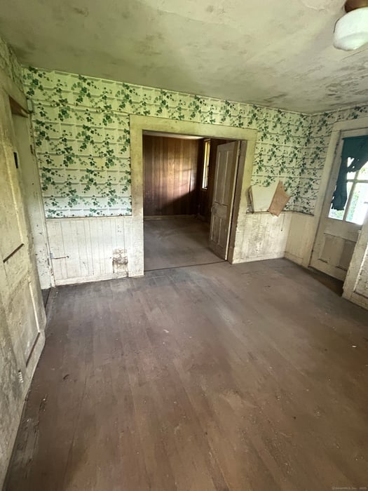 36 Boswell Avenue Photo 32