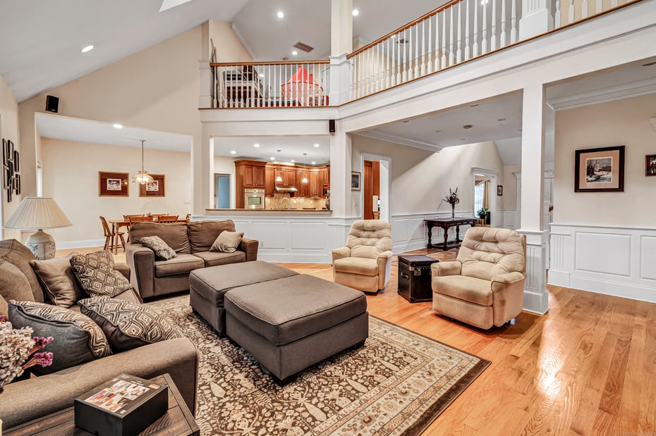 28 Aldo Drive Photo 12