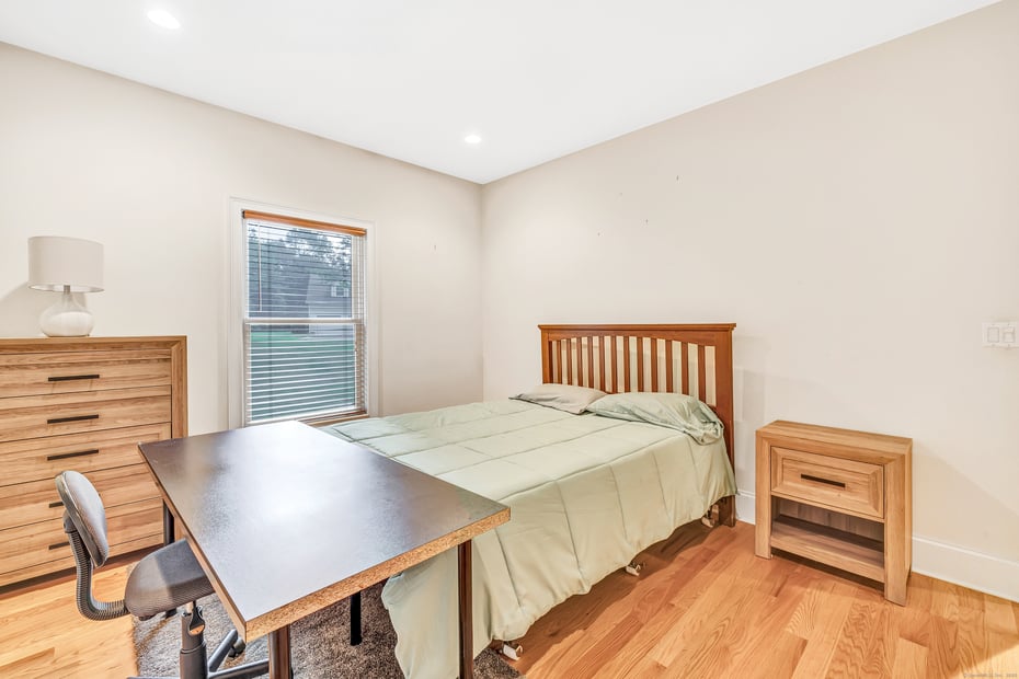 28 Aldo Drive Photo 24