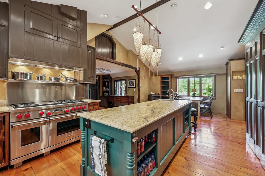 12 Jackson Road Photo 8