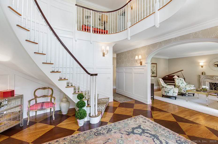 9 Tallwood Road Photo 9