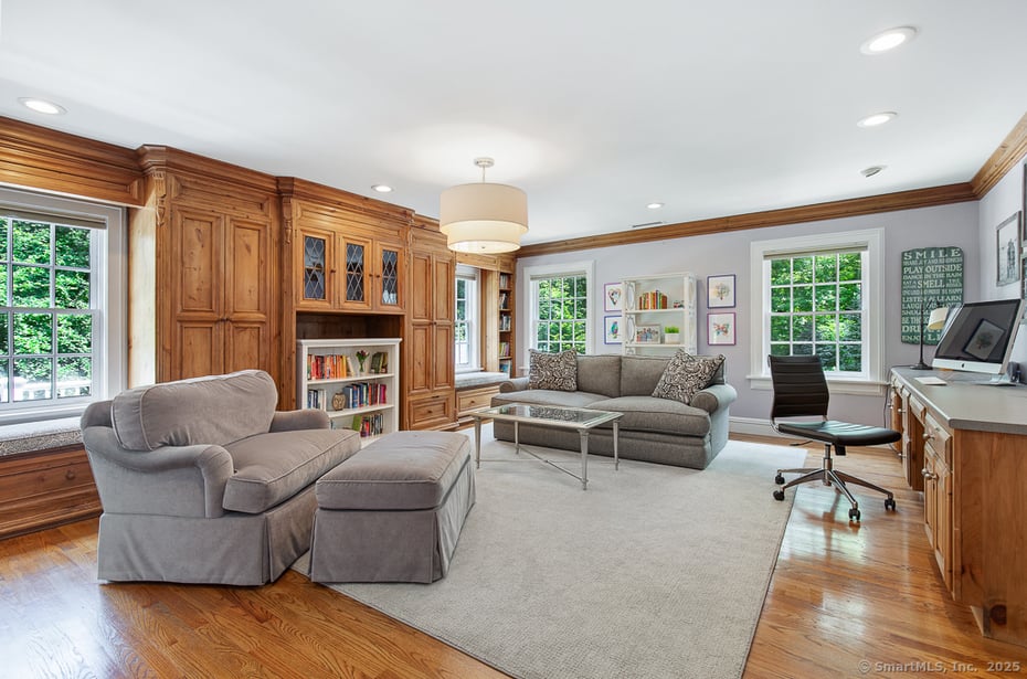 9 Tallwood Road Photo 35