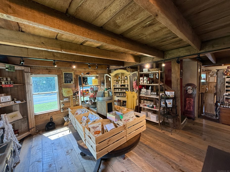 320 Colebrook River Road Photo 26