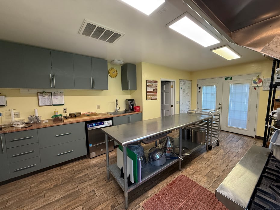 320 Colebrook River Road Photo 31
