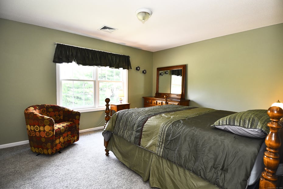 32 Sable Drive Photo 24