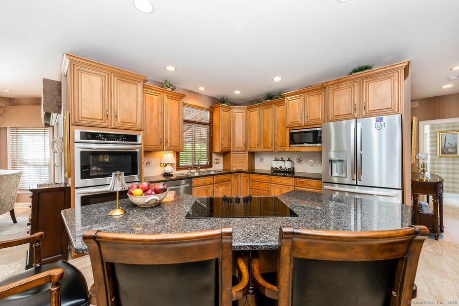 90 Soundview Avenue Photo 20