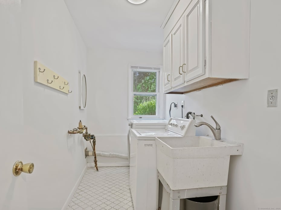 20 Mountain Wood Road Photo 34