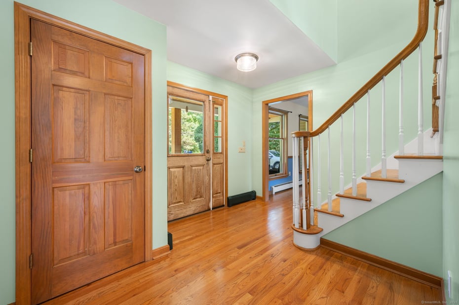 5 Allyn Lane Photo 2