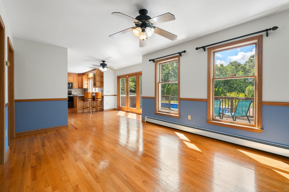 5 Allyn Lane Photo 5
