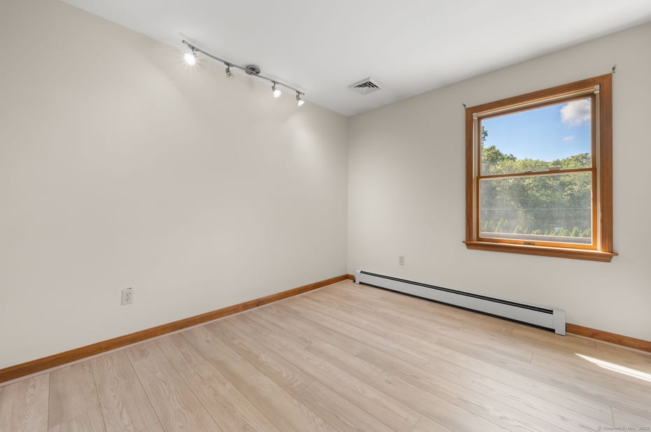 5 Allyn Lane Photo 26