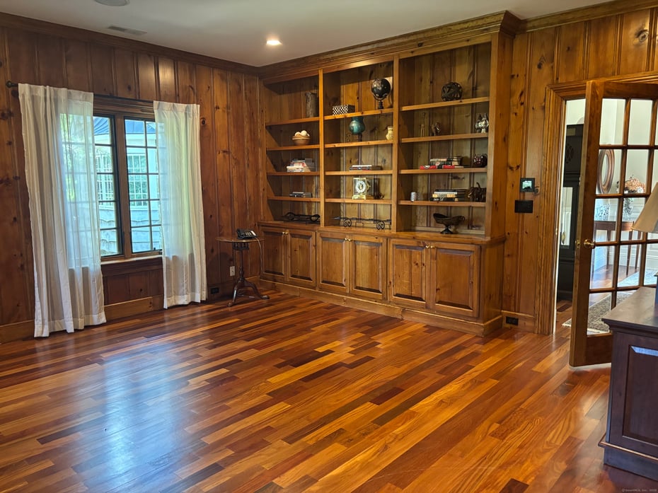 7 Taunton Lane Photo 12
