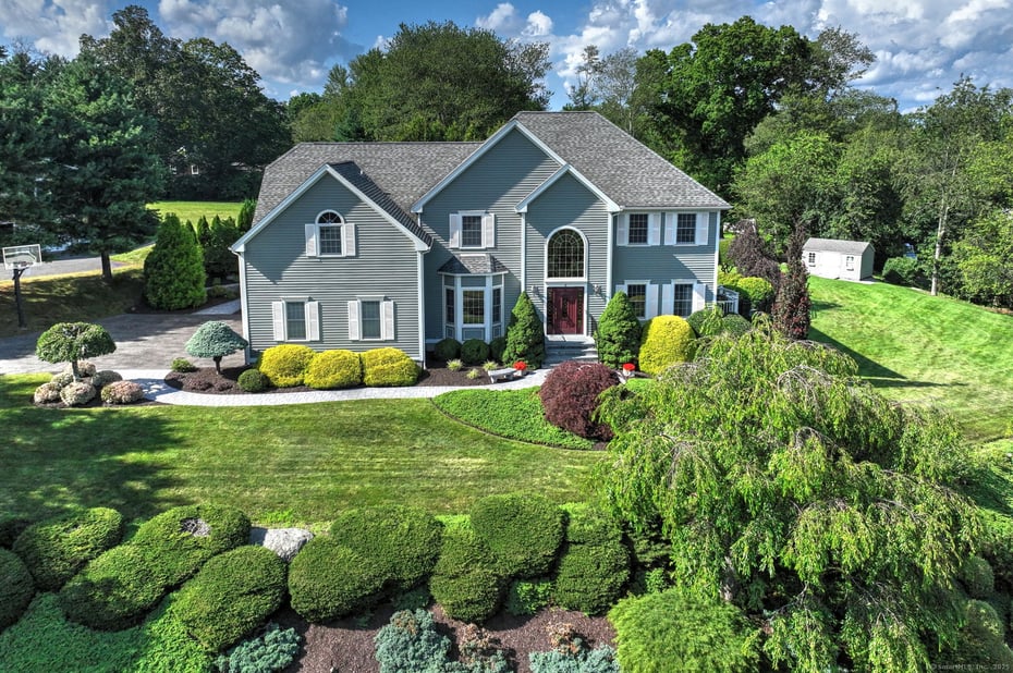 17 Admiral Drive Photo 1