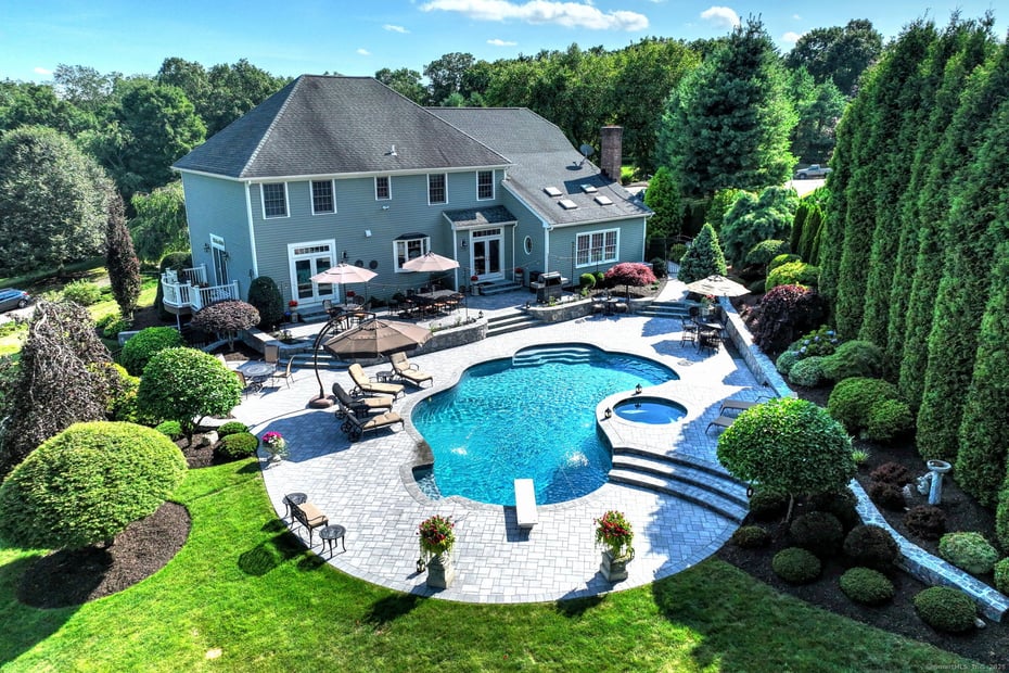 17 Admiral Drive Photo 5