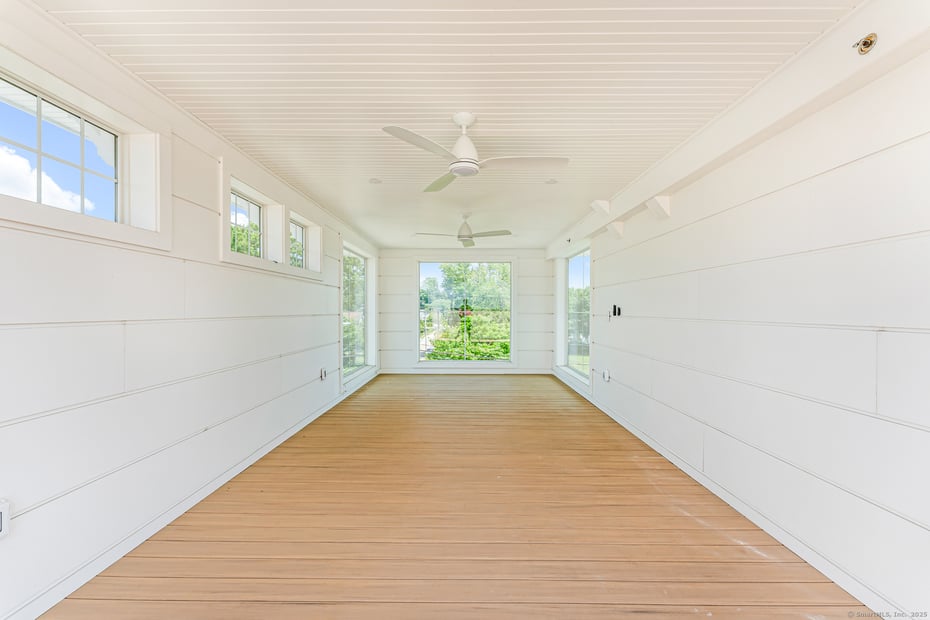 32 Broadway Avenue Photo 16