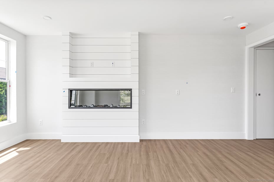 32 Broadway Avenue Photo 26